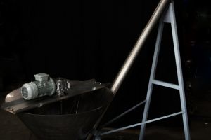 METAFORIKOS KOXLIAS ME ANADEYTHRA